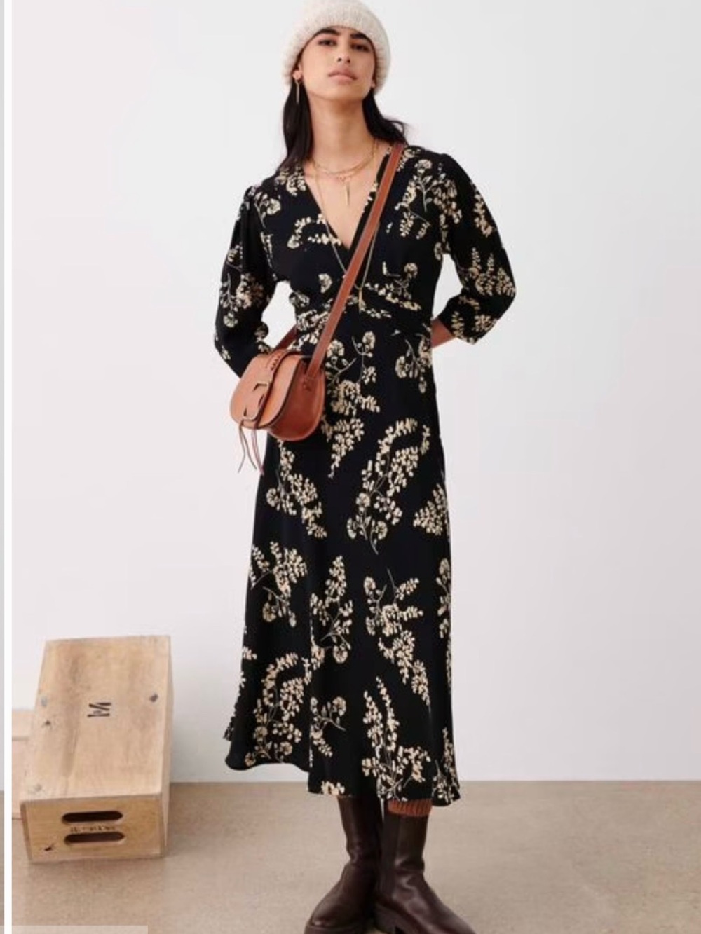 Fabulous BA&SH Floral Empire V-Neck Midi Dress size med retail reg $495